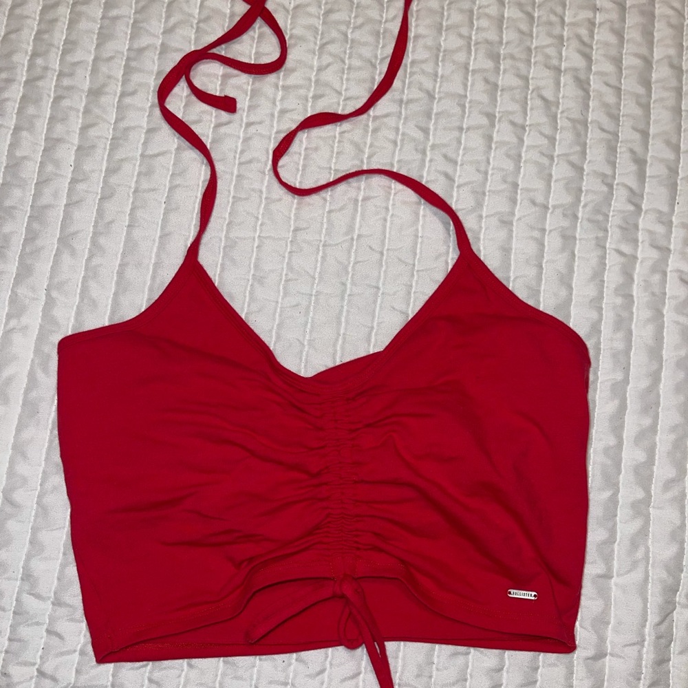 Hollister new season cinched crop